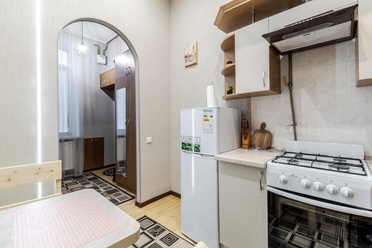 Chornovola Blue Apartment Lviv Exterior photo